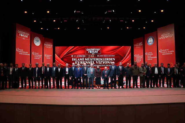 GİBTÜ ev sahipliğinde Gaziantep Forum III, uluslararası akademisyenleri buluşturdu