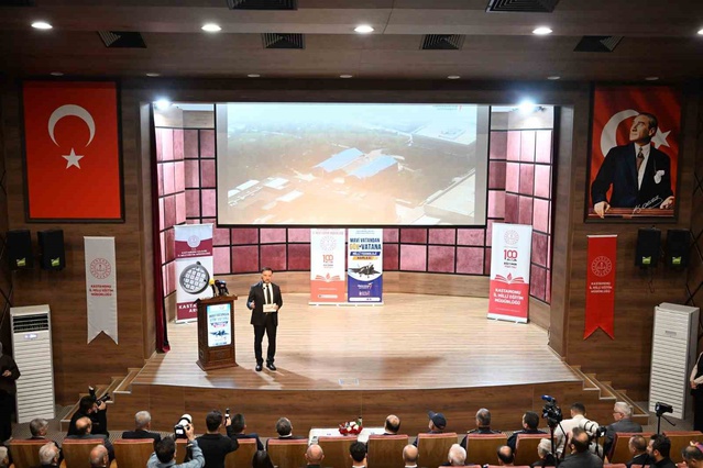 Kastamonu'da Demiroğlu, KAAN'ın yeni prototiplerinin bu yıl uçacağını söyledi
