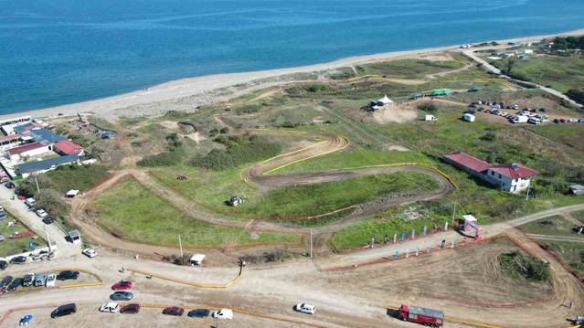 Türkiye Off-Road Şampiyonası'nın finalinde Sakarya Karasu'da 36 sporcu mücadele etti