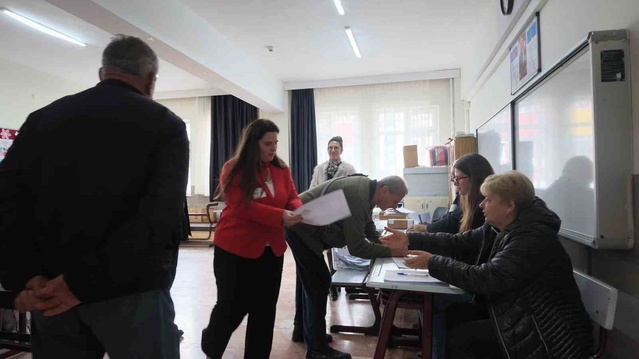 Bulgaristan seçiminde İstanbul'da 22 sandık kuruldu, katılımın düştüğü ifade edildi