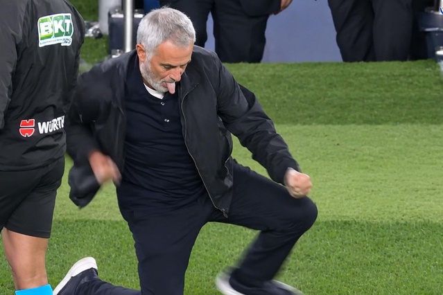 Mourinho'dan Barcelona taraftarını çıldırtan hareket