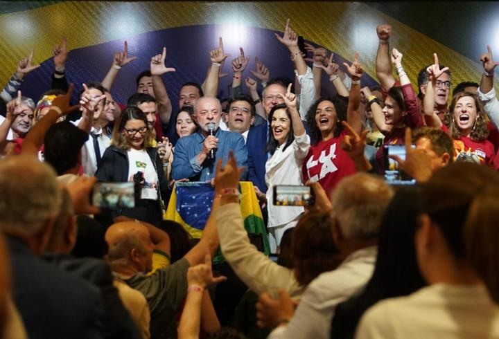 Brezilya'da zafer yine Lula da Sİlva'nın! Seçimi kaybeden Bolsonaro: Sonuçları tanımıyorum