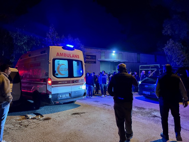 Bursa Nilüfer'de boyahanede forkliftten düşen parçalar 24 yaşındaki kişiyi öldürdü