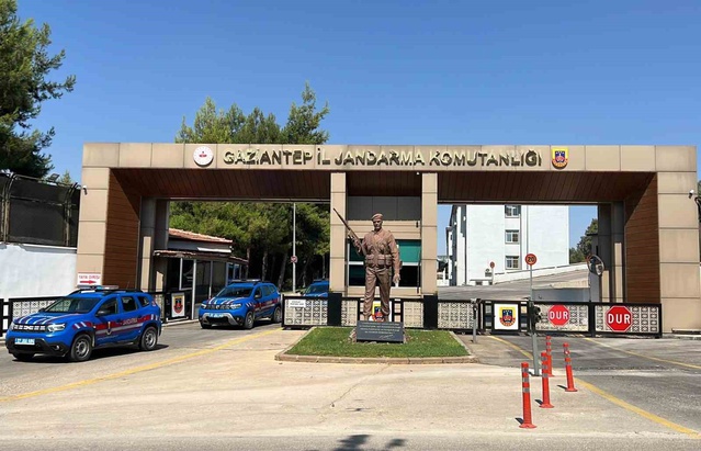 Gaziantep'te son ayda 21 kişiyi dolandıran 47 şüpheliden 12'si cezaevine gönderildi