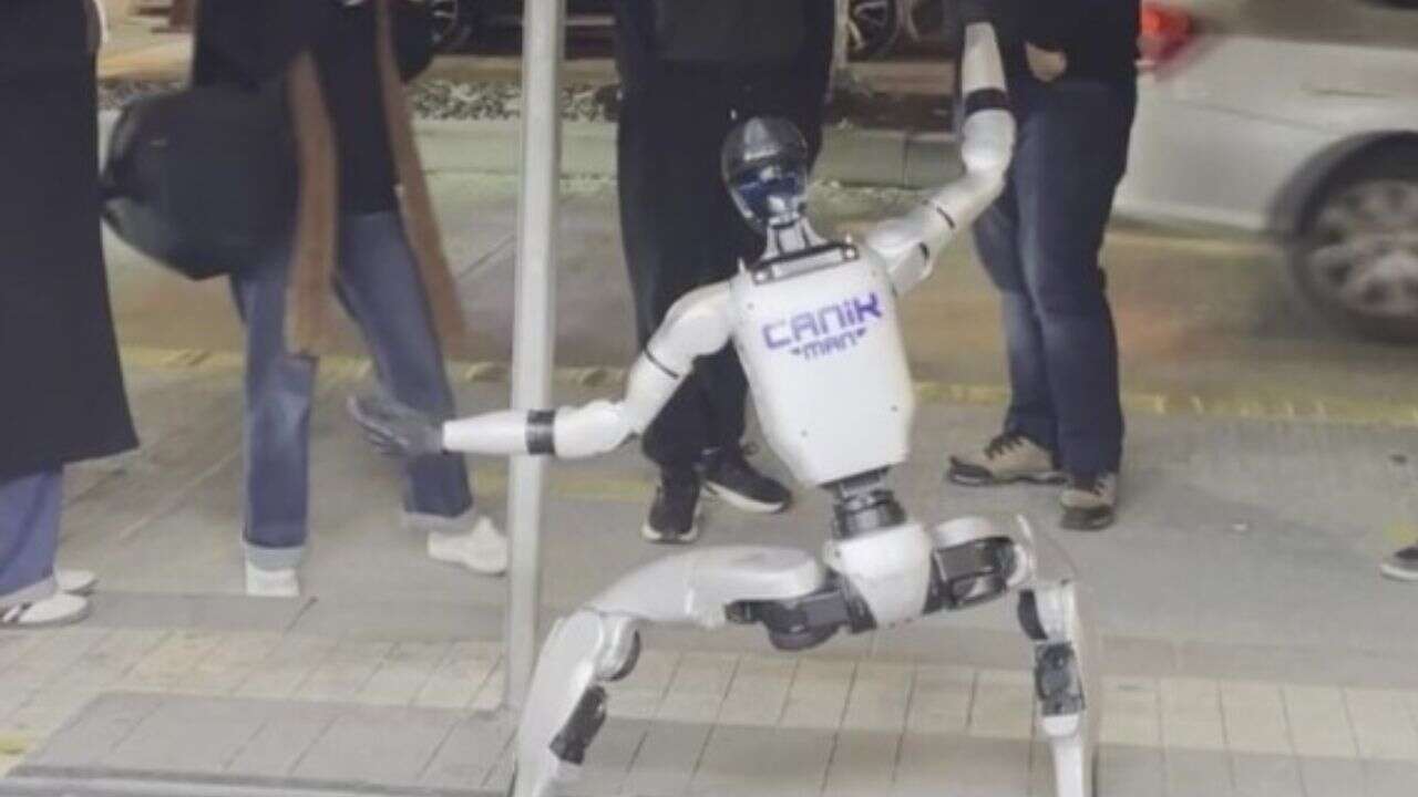 ‘Karateci robot' CANİKMAN'a büyük ilgi