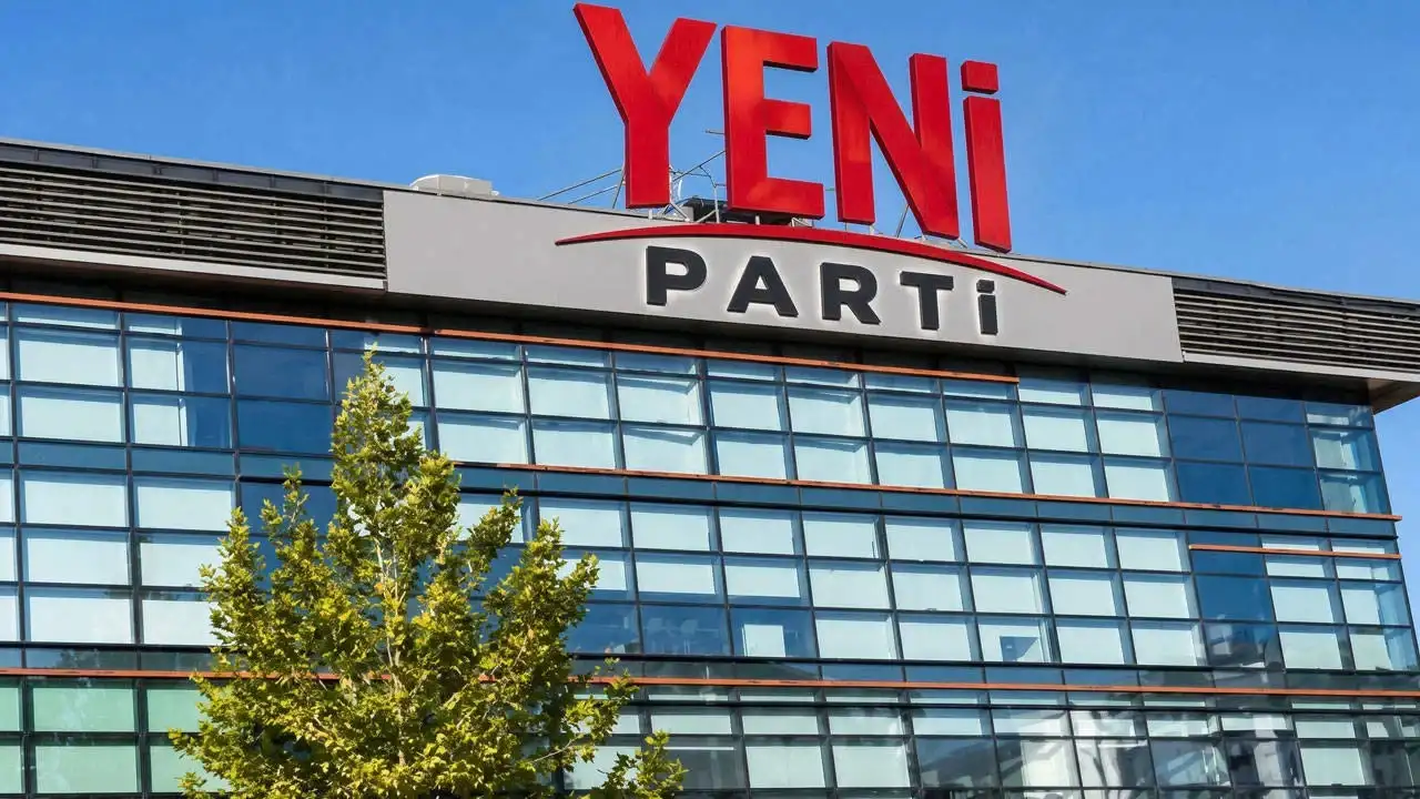 AYM’den YENİ Parti kararı: İsmini kullanmaya devam edecek