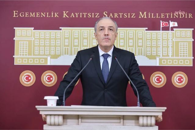 Yeneroğlu, Halk TV'ye kayyım atanmasını halkın haber alma hakkına müdahale saydı