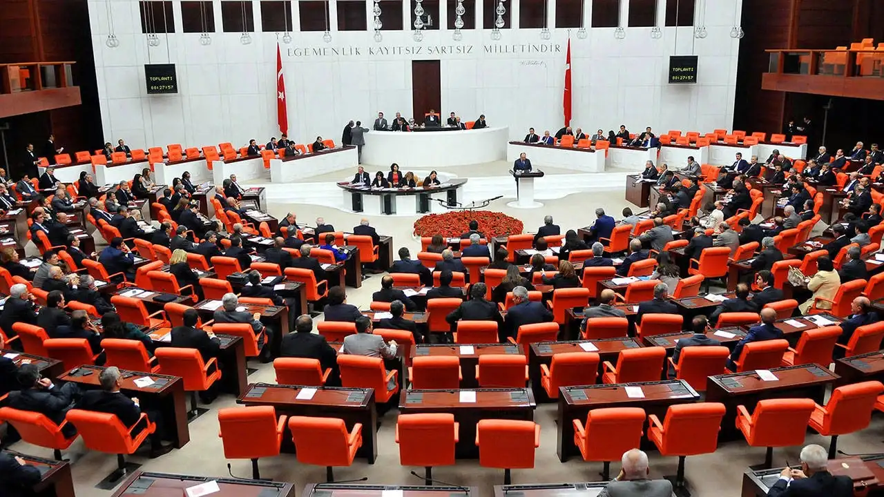Tasfiyesine Karar Verilen Bazı Yatırım Fonlarına İlişkin Kanun Teklifi onaylandı