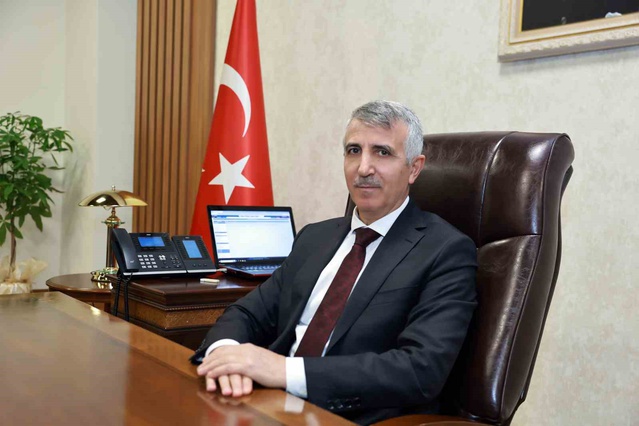 Adana ve Osmaniye depremleri Kahramanmaraş'ta hissedildi, Vali Ünlüer olumsuzluk yok dedi