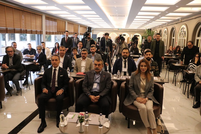 Bakan Tekin Ürgüp'te eğitimin insan hakları ve barışı odaklaması gerektiğini söyledi