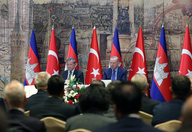 Erdoğan, Kamboçya Başbakanı Hun Manet'i kabul etti