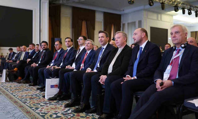 Bayraktar, Sakarya'da günlük üretimi 2028'de 45 milyon metreküpe çıkarmayı hedefliyor