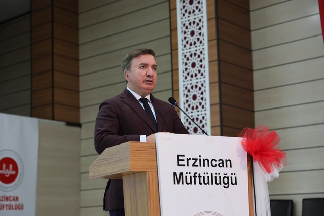 Erzincan Valisi Aydoğdu, din görevlilerine 'temsil zamanı' mesajı verdi