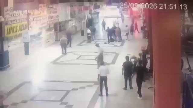 Adana'da otobüs gecikince biletini iade etmek isteyen kişi darbedildi, burnu kırıldı