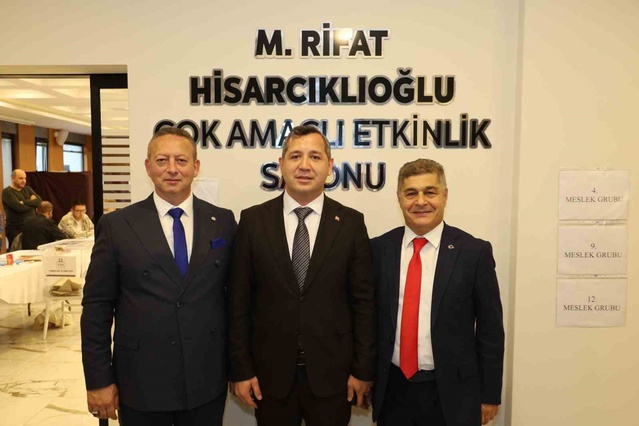 Bafra TSO seçiminde kırmızı liste 920 oyla 12 meslek grubunun tamamını kazandı