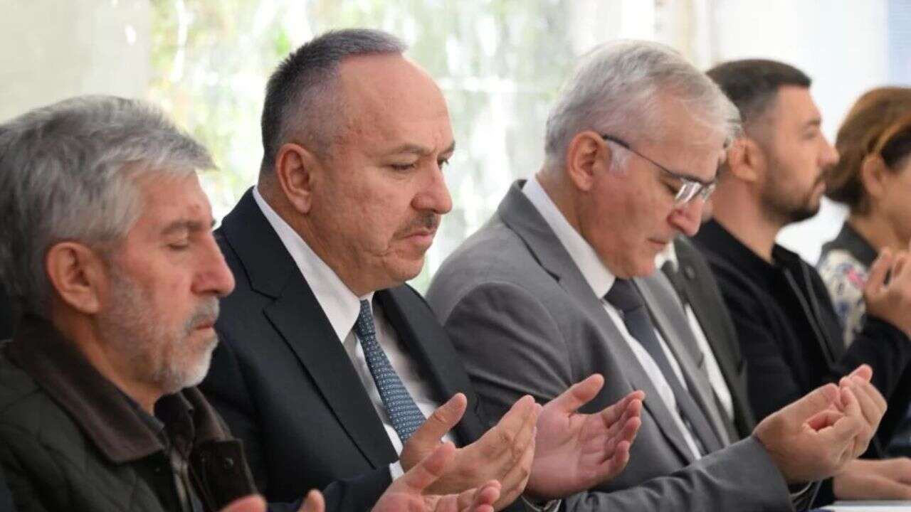 Emniyet Genel Müdürü Ali Fidan, Şehit Polis Ahmet Türkoğlu’nun ailesini ziyaret etti