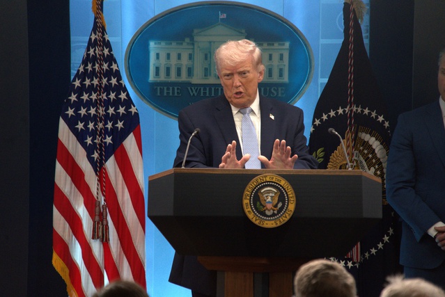 Trump Rusya'daki salgın şüphesini Putin'le görüşecek, biyolojik silah kaynaklı değil