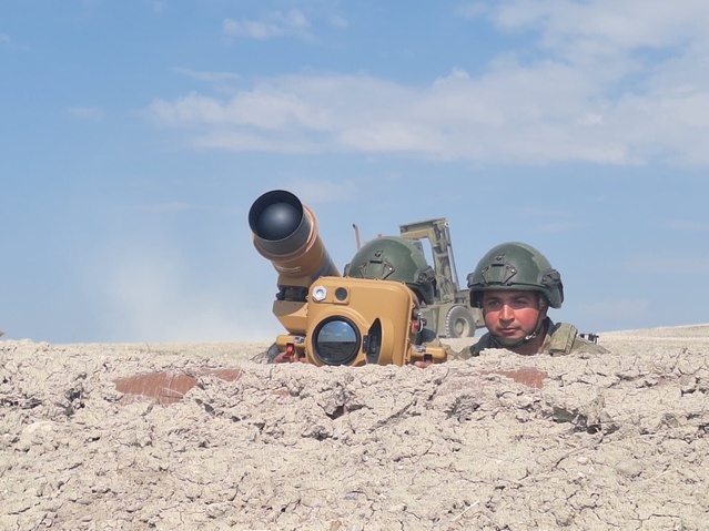Ateş Serbest-2026'da Polatlı'da KARAOK tanksavar tanıtıldı, obüsler hedefleri vurdu