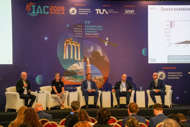 Antalya'da IAC 2026'da radyasyon direncinin uydu arızalarını azaltabileceği belirtildi