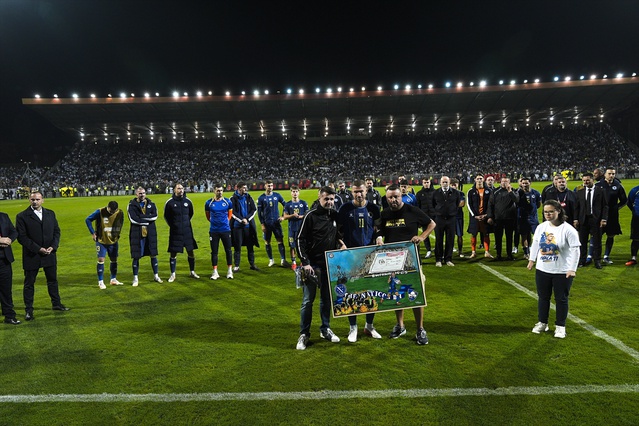 Edin Dzeko, İsveç ile 1-1 biten Bosna Hersek'in maçında milli formaya veda etti