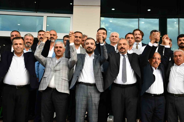 Mehmet Torunoğlu'nun sarı listesi ATSO'da tüm meslek gruplarında seçimi kazandı