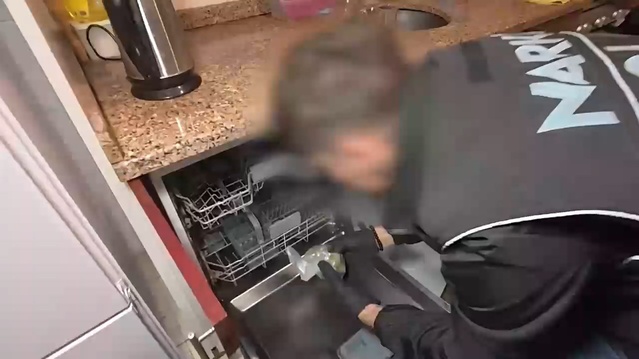 İstanbul'da operasyonda 98 kilo 500 gram skunk ve 1 kilo kokain ele geçirildi