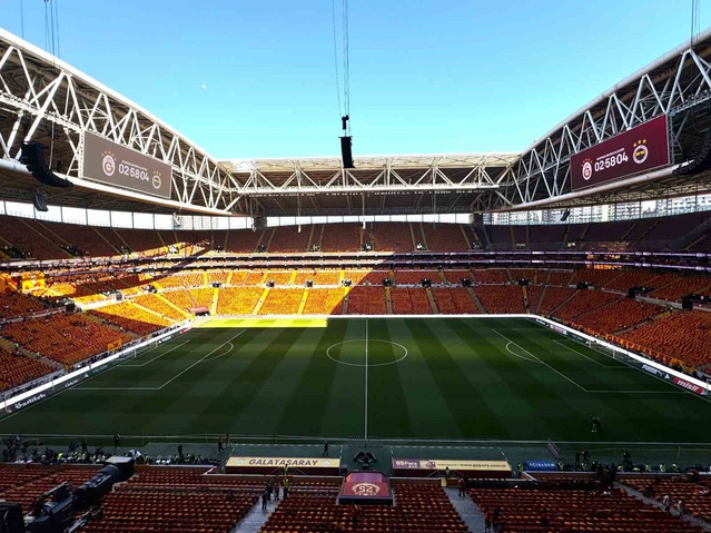 Galatasaray, RAMS Park'taki 18. Fenerbahçe derbisine pazartesi çıkacak