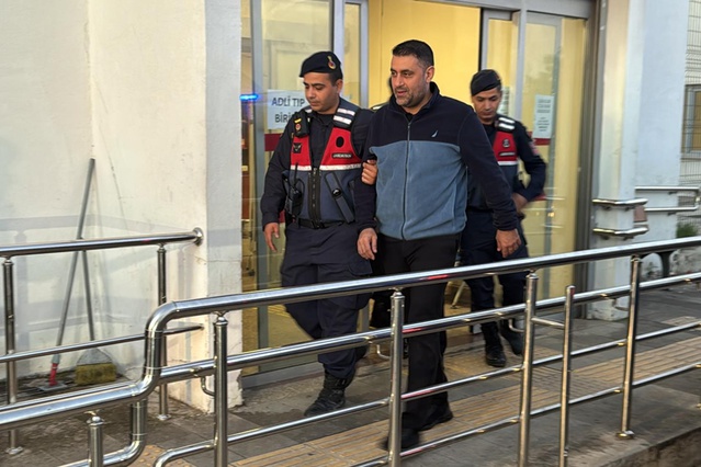 Adana'da ihale soruşturması: Emrah Kozay ile eski başkan Soner Çetin tutuklandı