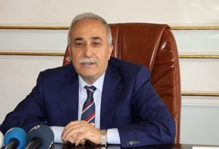 Ahmet Eşref Fakıbaba İYİ Parti ve Ankara milletvekilliğinden istifa etti
