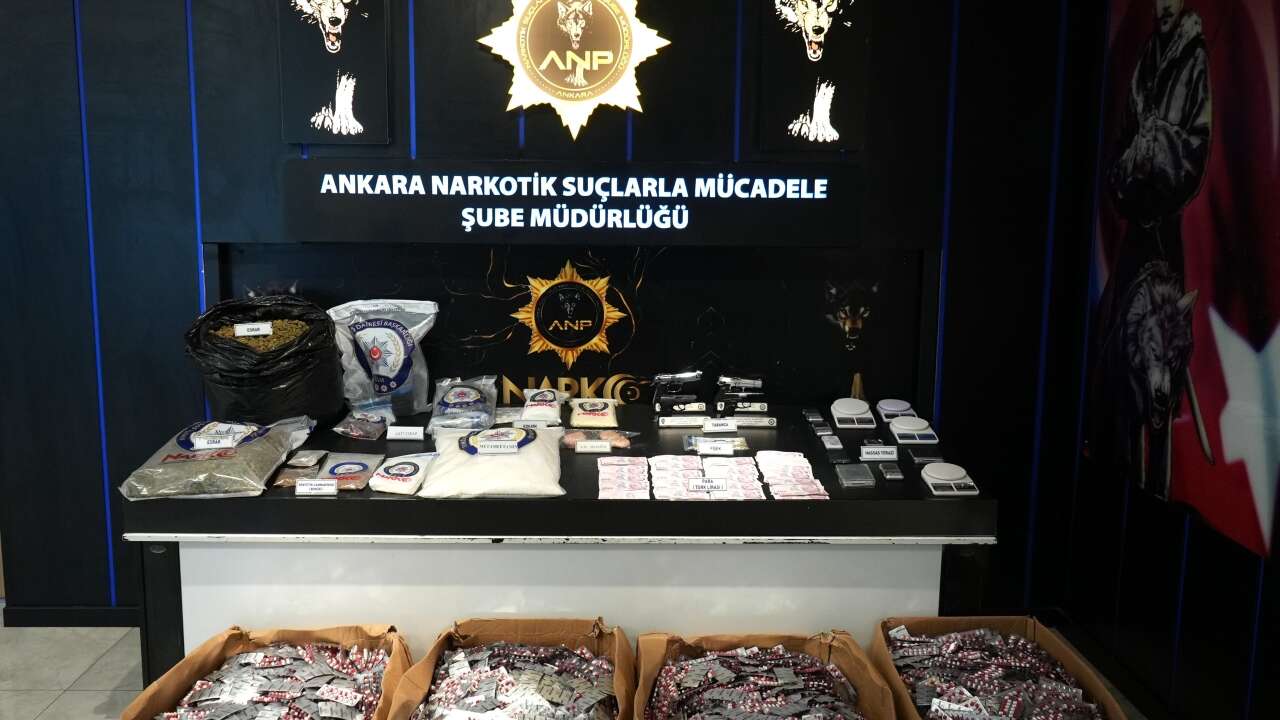 Ankara'da dev operasyon: Tam 614 bin 330 adet...