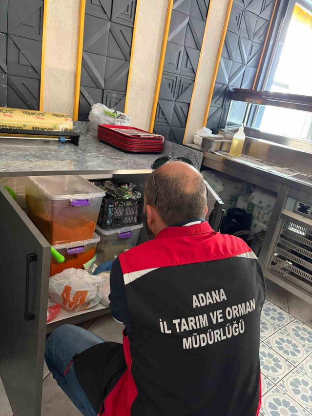 Kozan'da okul çevresindeki gıda işletmelerine yönelik denetimler arttı