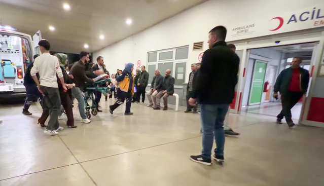 Erzurum Palandöken'de düğündeki bıçaklı kavgada 2 kişi yaralandı, merasim sonlandı