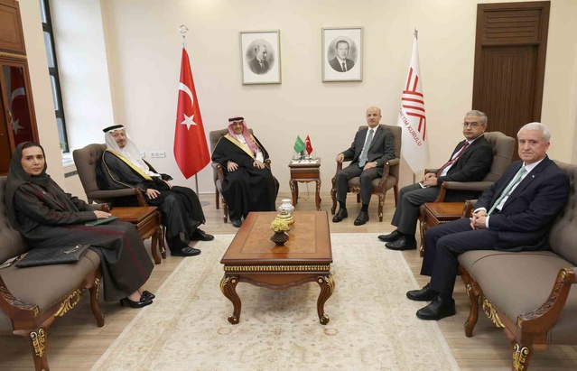 Suudi Bakan Al Benyan 14 yıl sonra Türkiye'de mesleki eğitim iş birliğini görüştü
