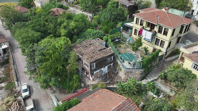 Kocaeli İzmit'te Körfez manzaralı tarihi yapı 180 günde eğitim ve kurs merkezi olacak