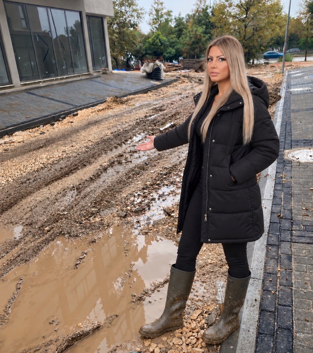 Bursa Akpınar'da 1400 daire teslim edildi, altyapı ve yollar için hız çağrısı yapıldı