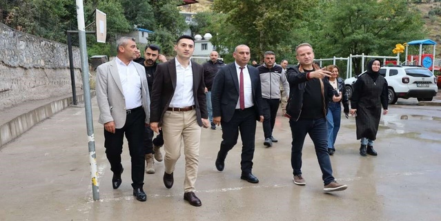 Uludere'de Ortabağ İlk ve Ortaokulunun eksikleri Kaymakam Kaya tarafından incelendi