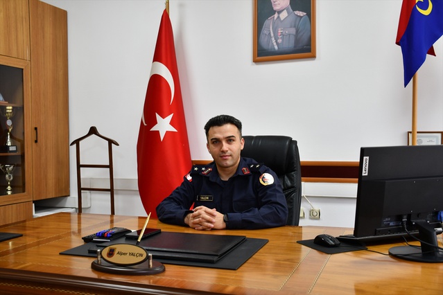 Terme'den Vezirköprü Jandarma Komutanlığına atanan Üsteğmen Alper Yalçın göreve başladı