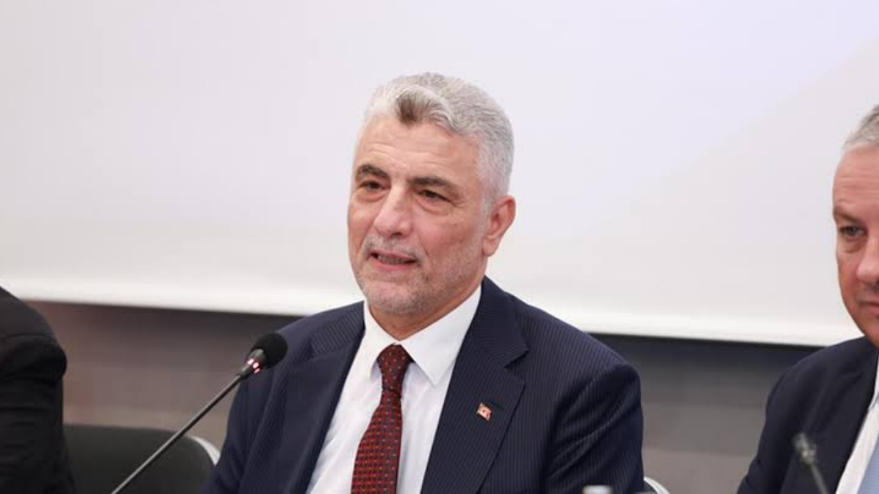 Ticaret Bakanı Bolat’tan fon iddialarına yanıt: "Karalama kampanyası ve açık bir iftira"