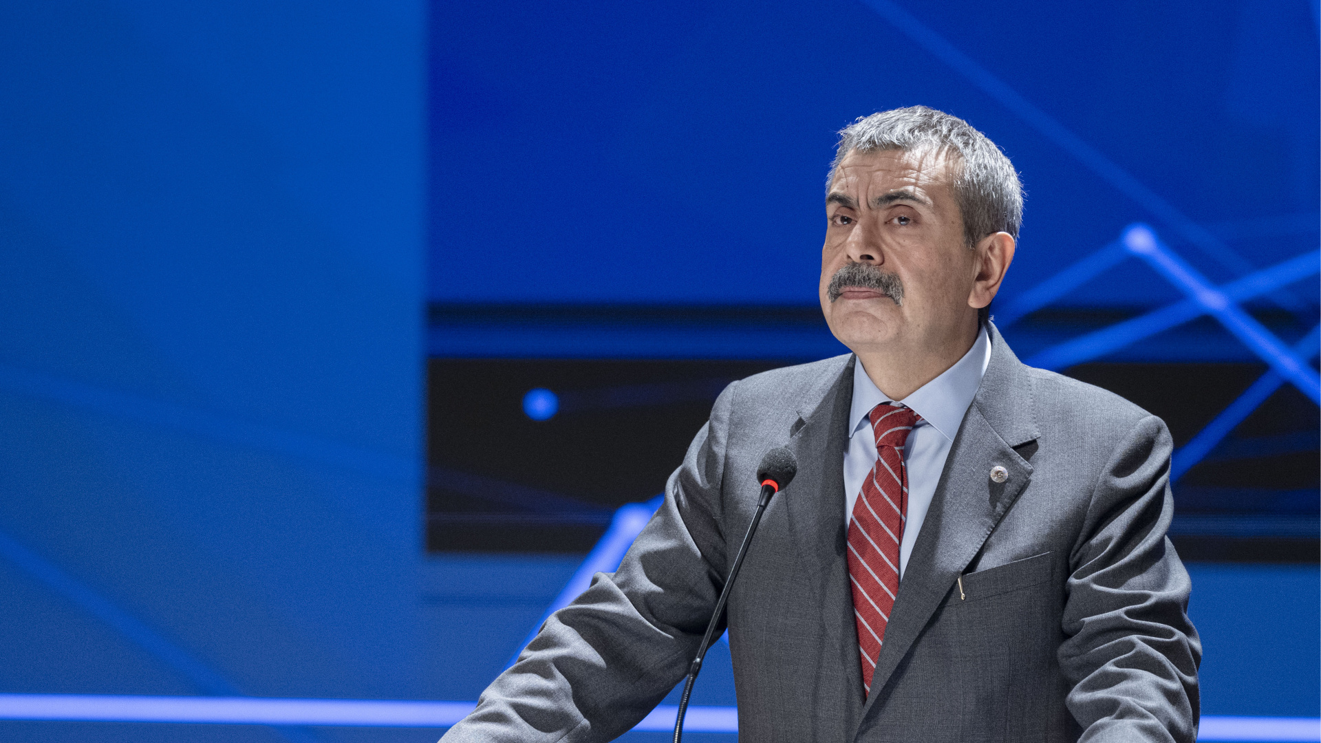 MEB, Meta'ya dava açacak