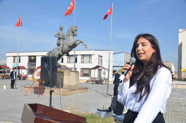 Muş Bulanık'ta Muhtarlar Günü'nde muhtarlığın 1829'dan beri temel olduğu vurgulandı