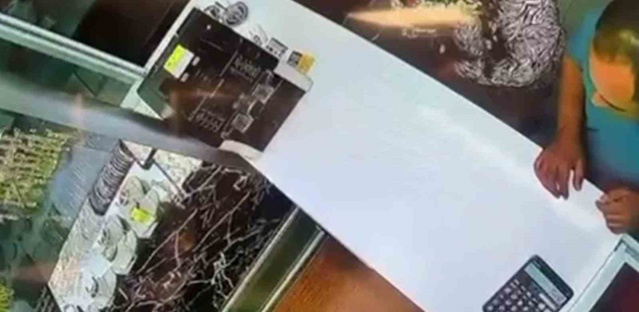 Adana'dan gelip Hatay Antakya'da 100 bin TL'lik 3 yüzük çalan 2 şüpheli yakalandı