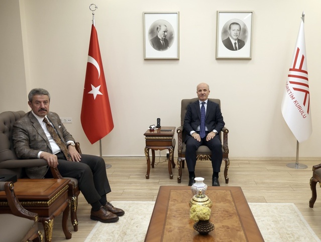 Şırnak Vekili Tatar, 500 yataklı hastanenin dönüşümünü YÖK Başkanı Özvar'la görüştü