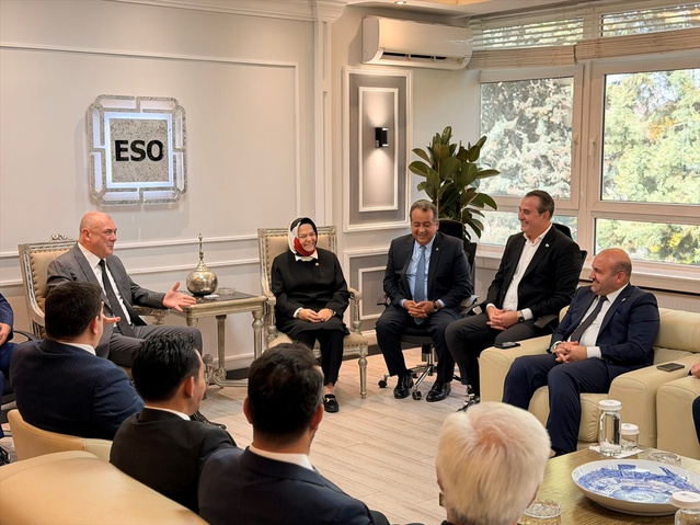 Gürcan ve Albayrak, ESO Başkanı Kesikbaş'a hayırlı olsun ziyaretinde bulundu