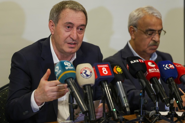 DEM Parti'den "süreç" eleştirisi: Yavaşlama var, iktidar somut adım atmalı