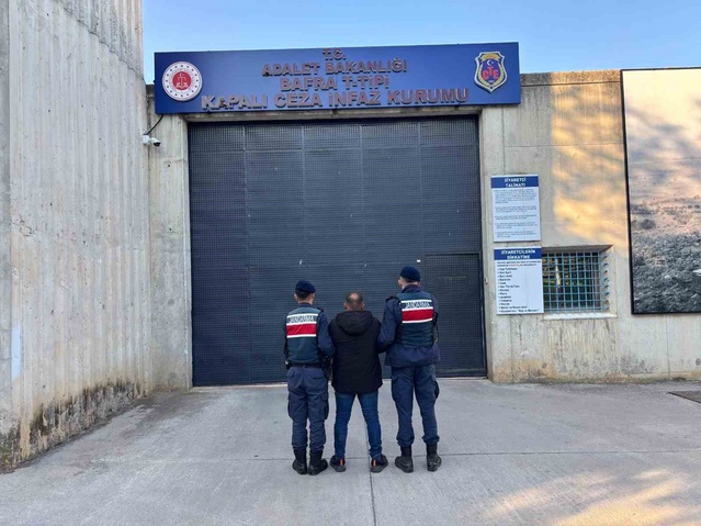Samsun Bafra'da uyuşturucudan 9 yıl 2 ay hapis cezasıyla aranan şahıs yakalandı