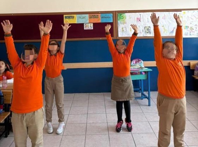 Düzce Kaynaşlı'da Mahallemde Hareket Var Projesi'nde öğrenciler egzersiz yaptı