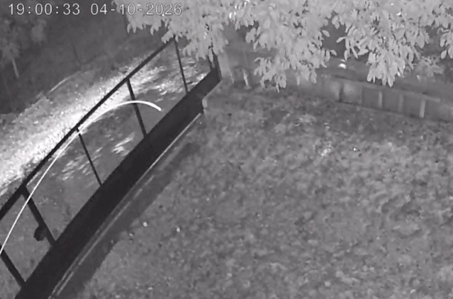 Adana Saimbeyli'deki 4,4'lük deprem Göller Yaylası'nda güvenlik kamerasına yansıdı