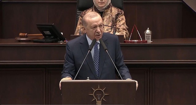 Cumhurbaşkanı Erdoğan'dan Özel'e tepki: Hayırdır beyler hangi savaştasınız, kimle savaştasınız?