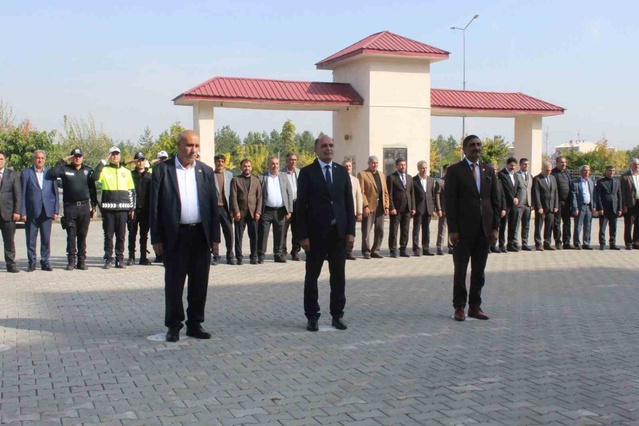 Patnos’ta 19 Ekim Muhtarlar Günü törenle kutlandı