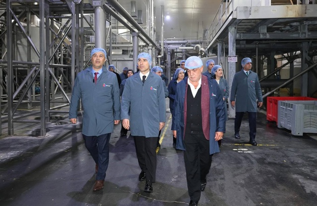 Afyonkarahisar Valisi Aktaş, Emirdağ'da dondurulmuş patates üretimini inceledi